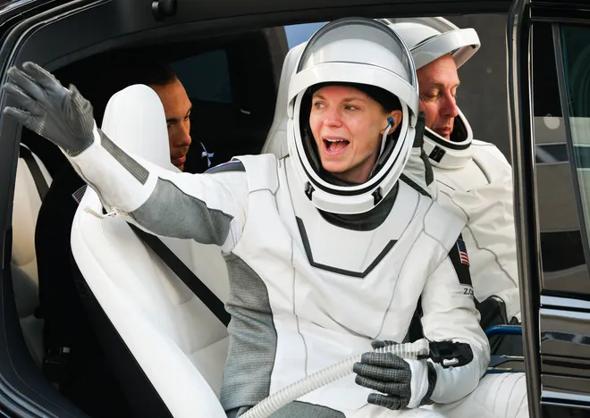 85458182007-crb-073125-spacex-15