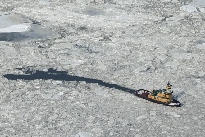 Hudson River Icy 2026 Hudson River Icy 2026