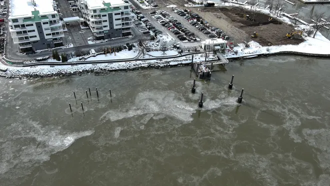 Hudson River Icy 2026 Hudson River Icy 2026